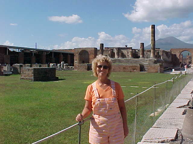Debbie Pompei 3.JPG