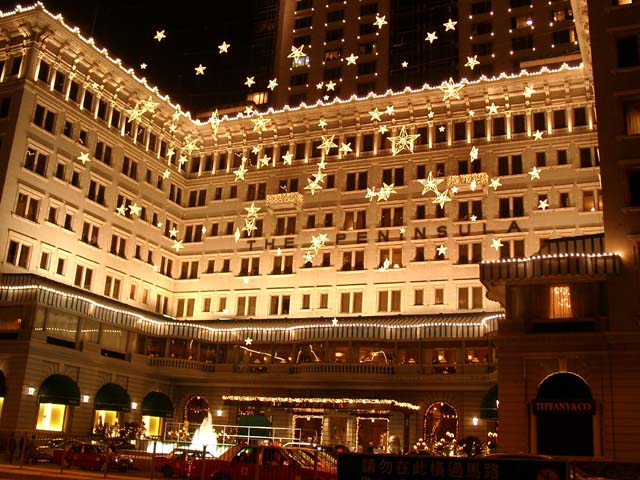 The Peninsula in Christmas 2002