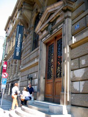 Umeleckoprumyslove Muzeum