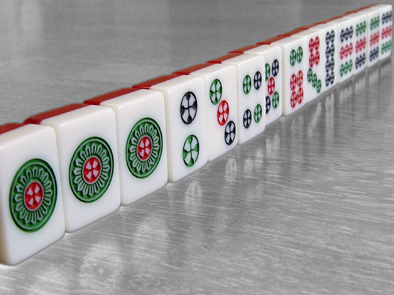 <b>Winning Hand, Reduxe</b> <br><font size=2><em>by Howard Cheng</em></font>