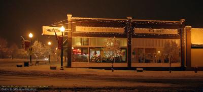 MtPl-SkylinePharmNightSnow1.jpg