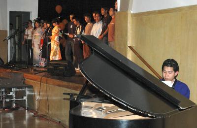 Japanese Club Members Singing Sakura with Pianist DSC_0160.jpg