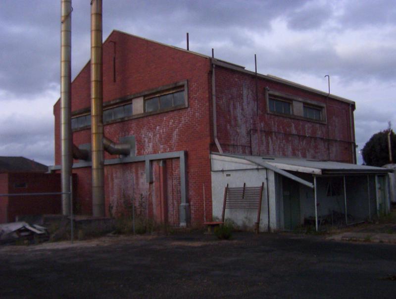 Red brick building.jpg