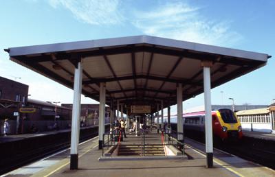 Three Bridges Train Station - Crawley