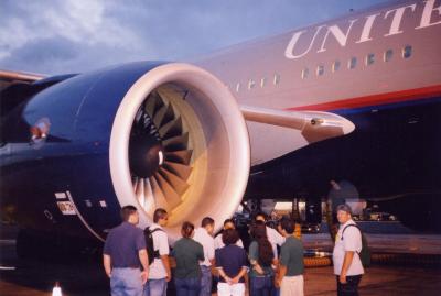 United Airlines Boeing 777 Tour