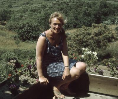 Becky,cape,'68.jpg
