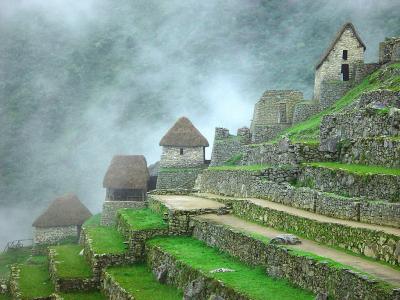 5 houses - Machu Picchu, Peru