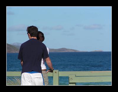 Couple overseeing the Indian Ocean