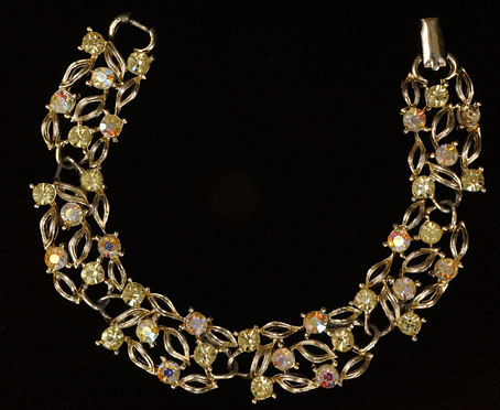 Jeweled bracelet