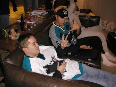 1-xslanVI08-sharks_gear.jpg