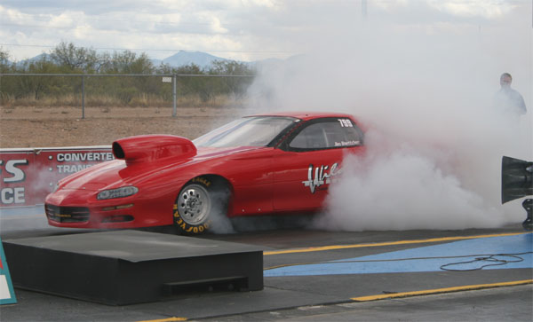 camaroburnout1.jpg