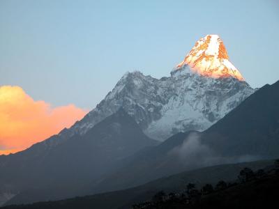 View frm Tengboche