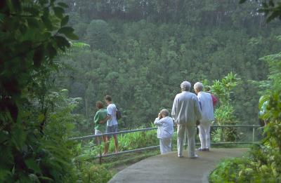 u22/goislands/medium/2448446.064Hawaii.jpg