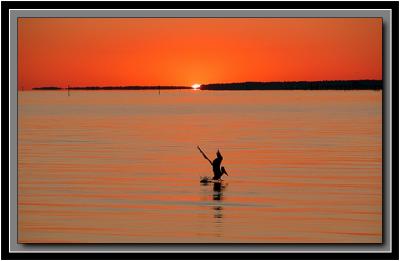u22/huge_elvis/medium/10302164.PassHarborSunset.jpg