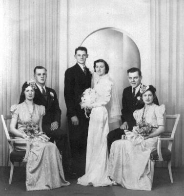 Ma and Dad wedding 1939