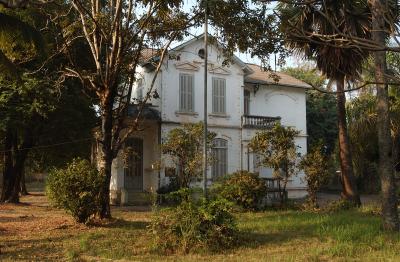 abandoned villa from the colonial era