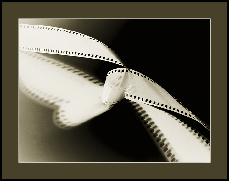<br>The Ghost of Images Past<br><font size=1>by MFC</font></p>