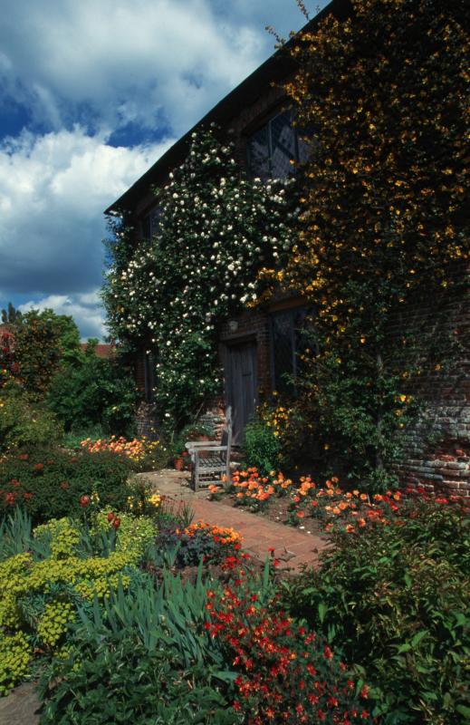 Sissinghurst hot garden and cottage