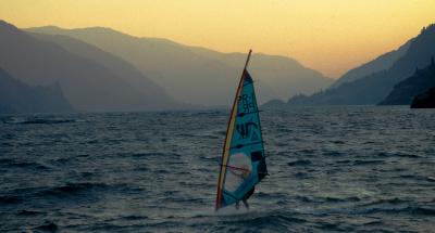windsurfing on the Columbia River
