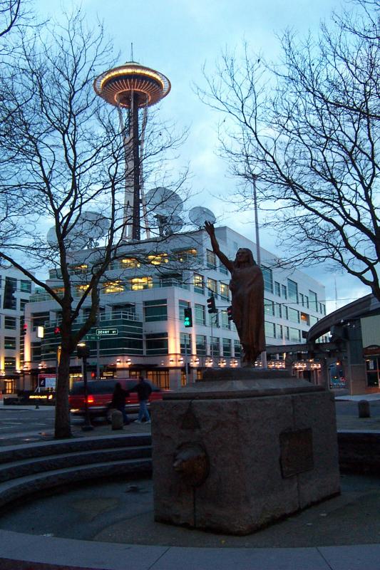 Seattle_1511 Chief Seattle & Space Needle.JPG