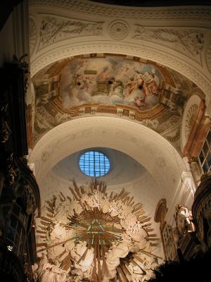 KarlsKirche3.JPG