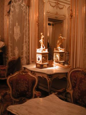 SchonbrunnClock5.JPG