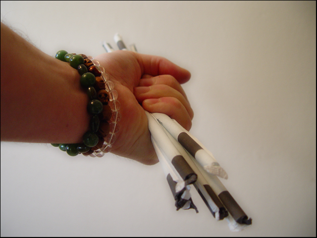 20041128 / G for Grasping