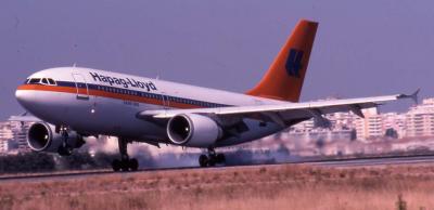 u23/airpaul/medium/12846939.DAHLZHapagLloydA310200.jpg