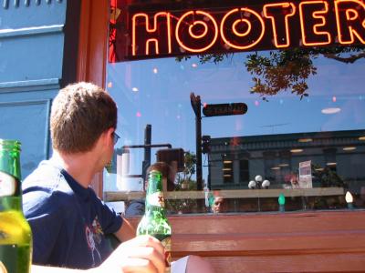 Hooters