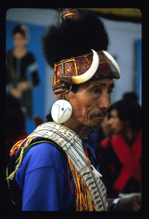 Earring1.jpg