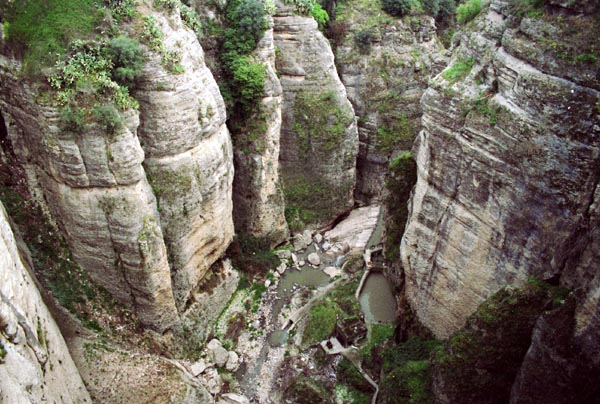 Looking into the ravine from the Puente Nuevo, at Ronda