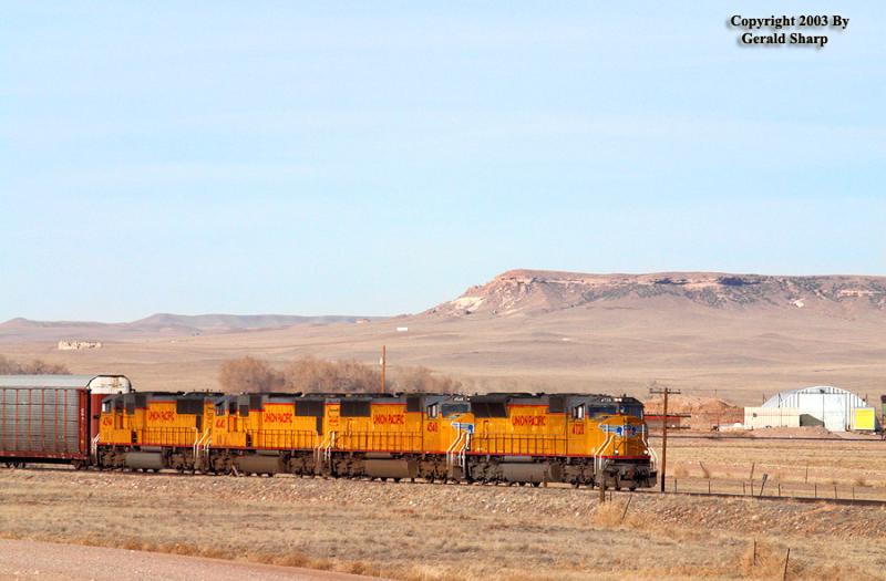 UP 4728 At Carr, Colorado