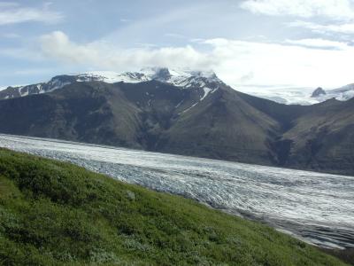 Walking the whole day through the Skaftafell-National-Park