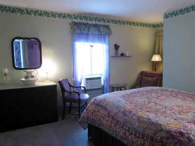 Sheer Lilac Room