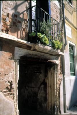 old-balcony.jpg