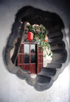 He-garden-window1.jpg
