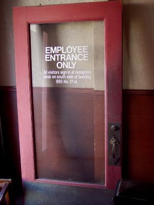 no employees, no entrance needed
