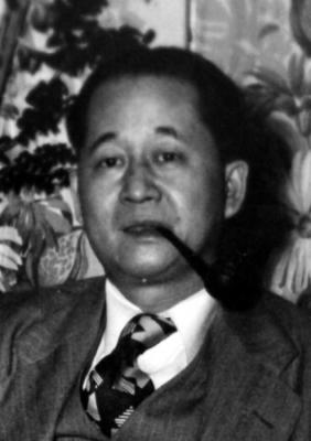 Gung Gung Wong suit  pipe.jpg