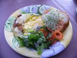 breakfast in Lahaina.jpg