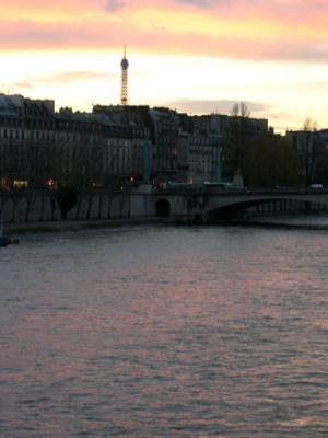 December 2002 - The Seine 75001