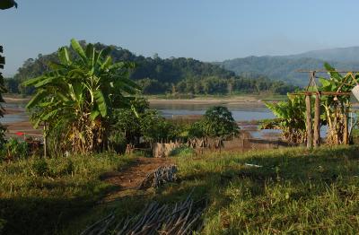 River side village on the road to Ban Kuan, Laos