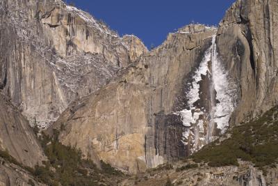 u23/sphomphanh/medium/36974055.IMG22104falls.jpg