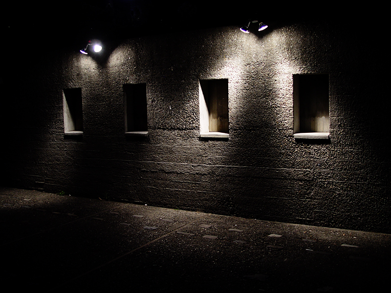 <b>Lights</b><br><small>by Eugeni Vaisberg</small>