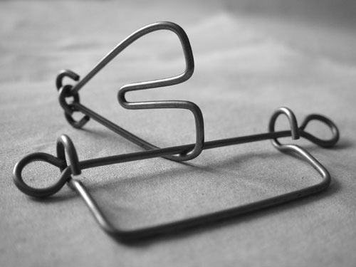 <B>The Puzzle</B><BR><FONT size=2>by Ymer</FONT>
