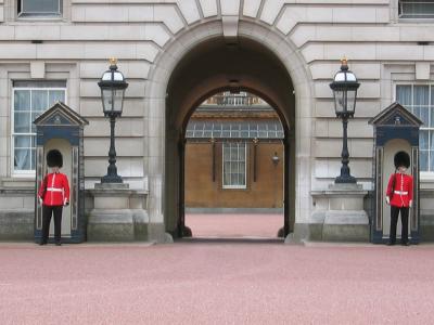 Guards at Buckingham Palace