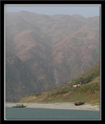 u23/wendyo/medium/10555359.yangtze43copy.jpg