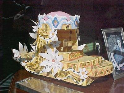 PaperFloatComus.jpg