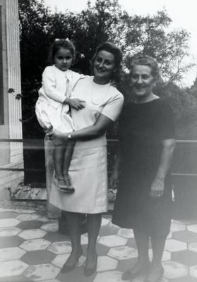 Lola,Antionetta,'66.jpg
