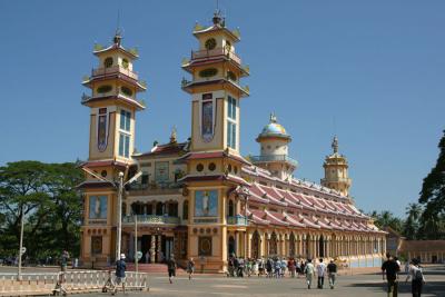 Tay Ninh - Coa Dai Temple