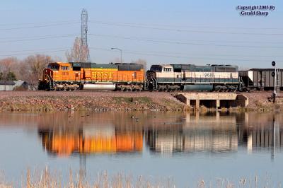 BNSF 8878 West At Tonville